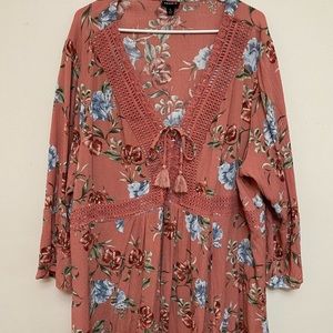 Torrid size 4 floral top